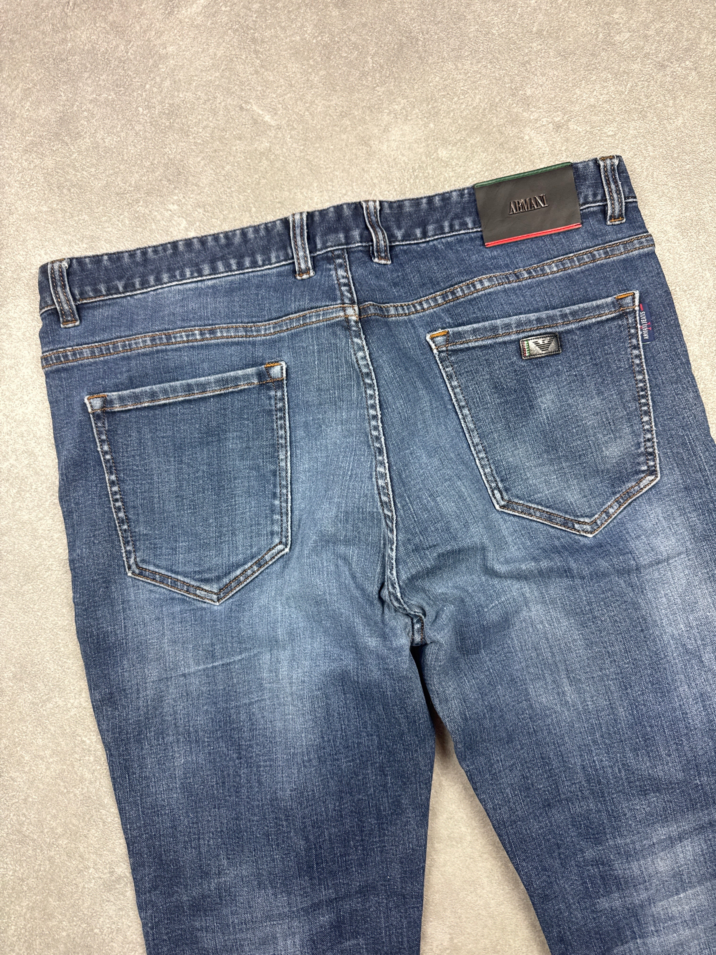 Armani Jeans (XL)